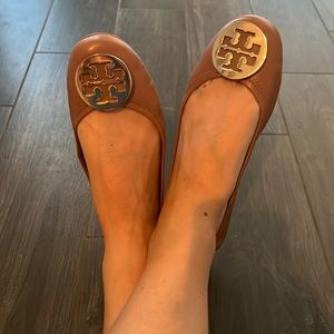 Tory Burch Minnie Travel Ballet Flats in Royal Tan/Gold